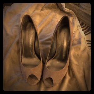 Banana Republic suede pumps